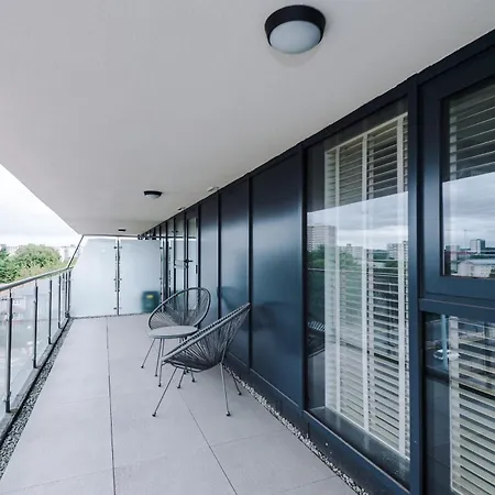 Luxury 2 Bed With Balcony & Free Parking Apartamento Leeds (West Yorkshire)