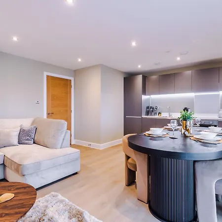 Apartamento Luxury 2 Bed With Balcony & Free Parking