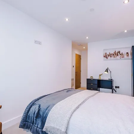 Apartamento Luxury 2 Bed With Balcony & Free Parking