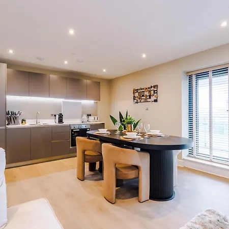 Lejlighed Luxury With Balcony & Parking