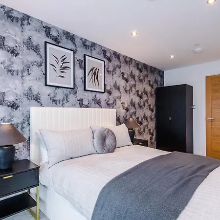 Apartamento Luxury 2 Bed With Balcony & Free Parking