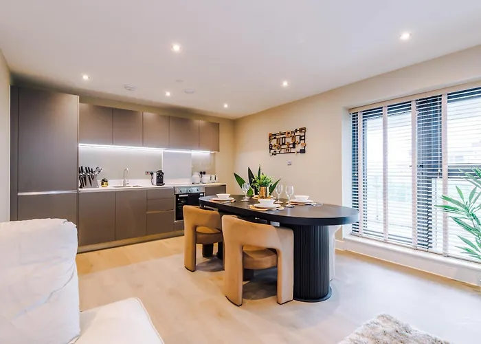 Appartamento Luxury With Balcony & Parking