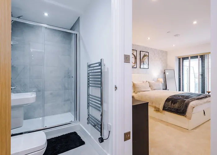 Luxury With Balcony & Parking Appartamento