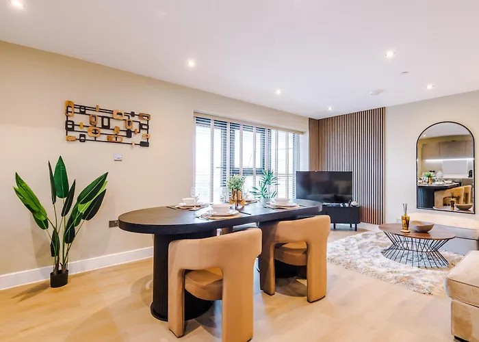 Apartment Luxury With Balcony & Parking Leeds (West Yorkshire)