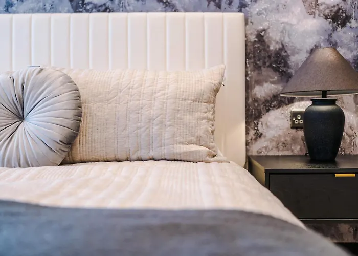 Appartamento Luxury With Balcony & Parking