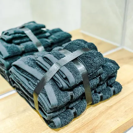 Luxury With Balcony & Parking