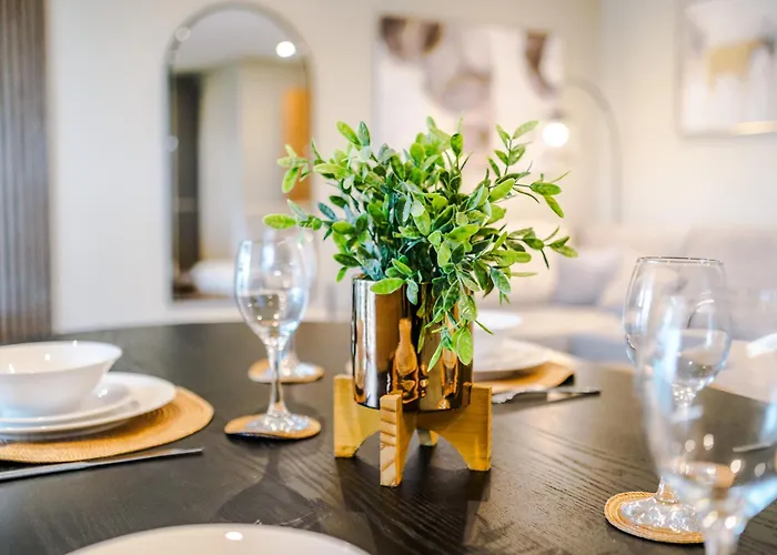 Luxury With Balcony & Parking Apartamento *